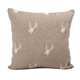 Декоративная наволочка Barine North deer bej