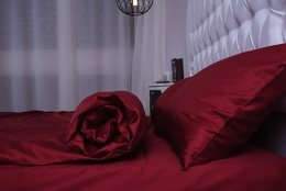 Наволочка 00-0023 Wine Red Active сатин однотонный Nostra