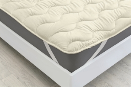 Наматрасник с шелковым наполнителем 1726 Eco Light Cream Silk Mirson на резинках по углам