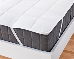 Наматрасник стеганый на хлопке с резинками по углам Ютек Comfort Night